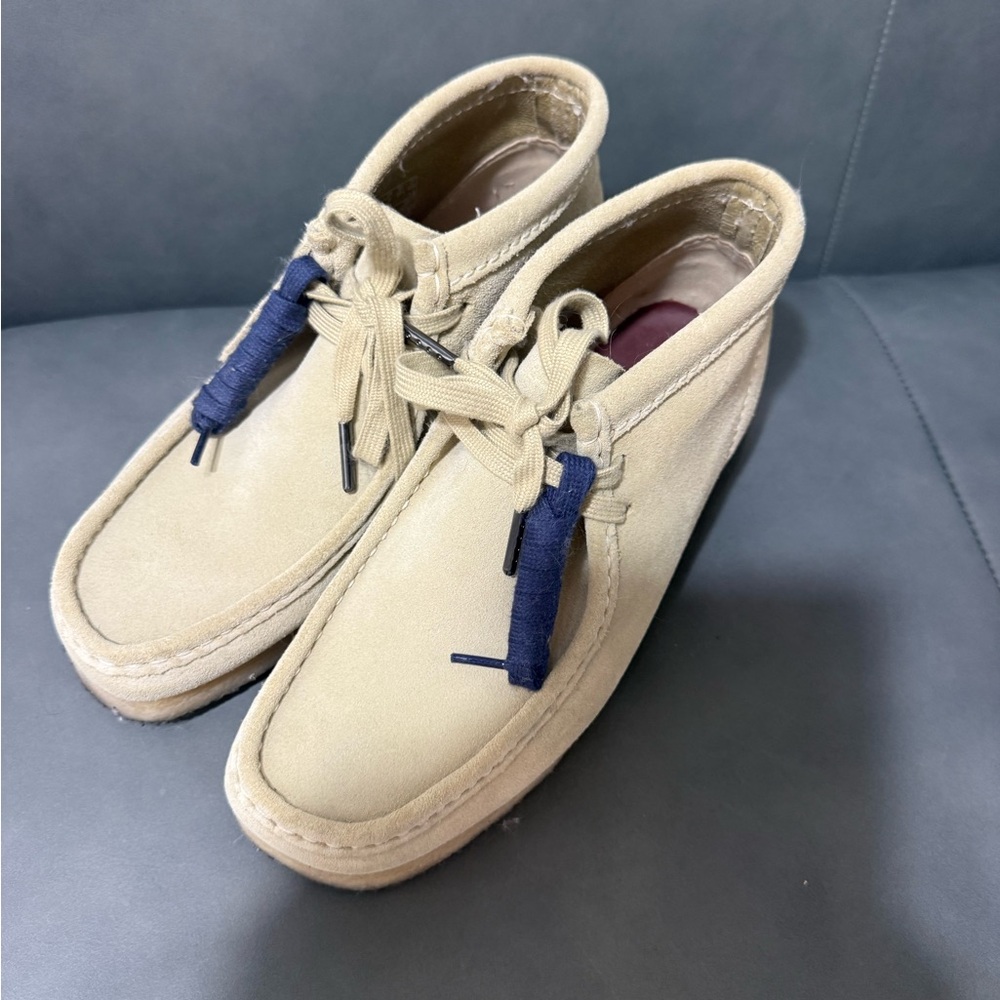 Clark's Originals Wallabee Boot Maple Suede Moccasin Style Lace Up- Women’s 7